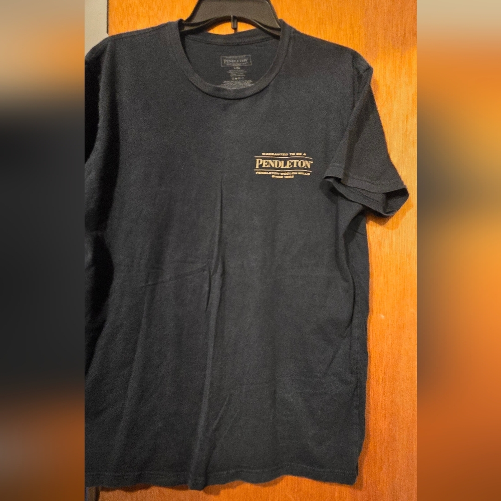 Pendleton Navy Tee with Gold Logo - Short Sleeve SzL - Picture 3 of 7